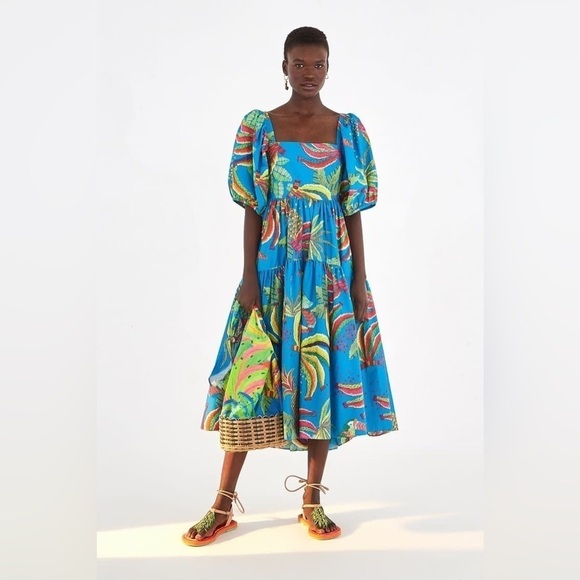 FARM Rio Dresses & Skirts - Farm Rio Blue Bananas Tropical Blue Puff Sleeve Midi Dress
